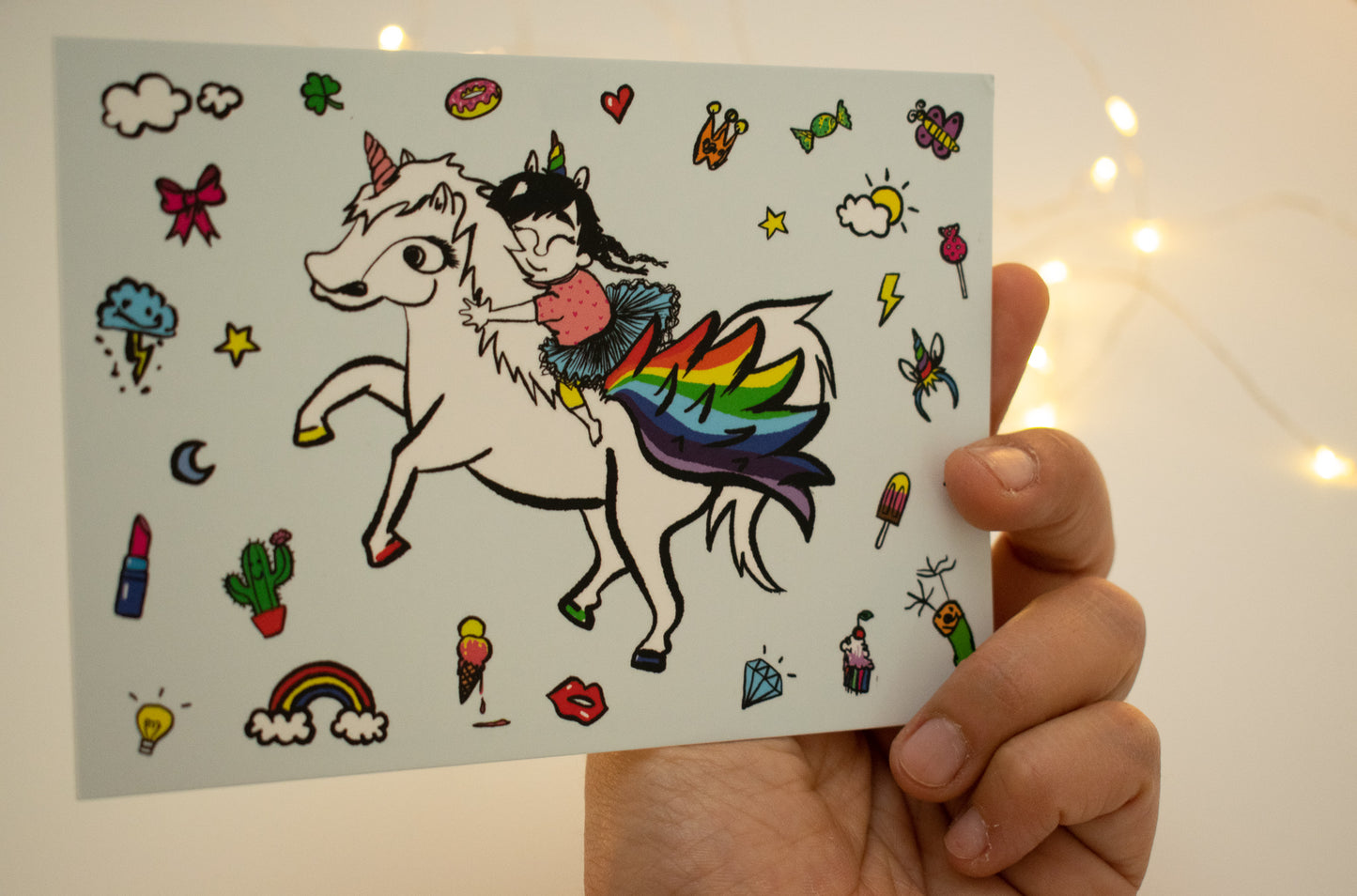 Magische Einhorn-Postkarte – Buntes Regenbogen-Design für Kinder & Einhorn-Fans- Geschenk Karte. Kostenloser Versand ab 6€
