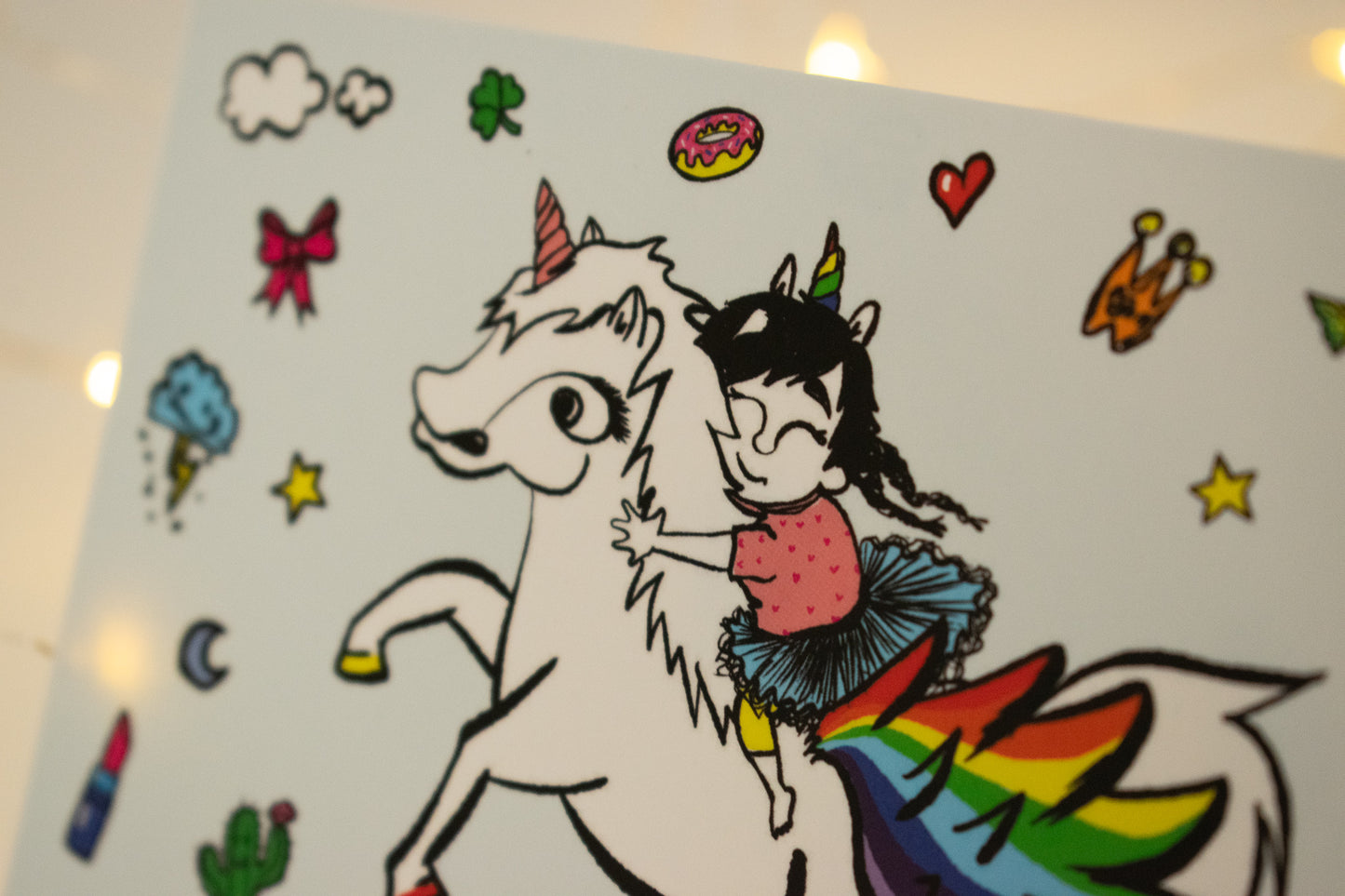 Magische Einhorn-Postkarte – Buntes Regenbogen-Design für Kinder & Einhorn-Fans- Geschenk Karte. Kostenloser Versand ab 6€
