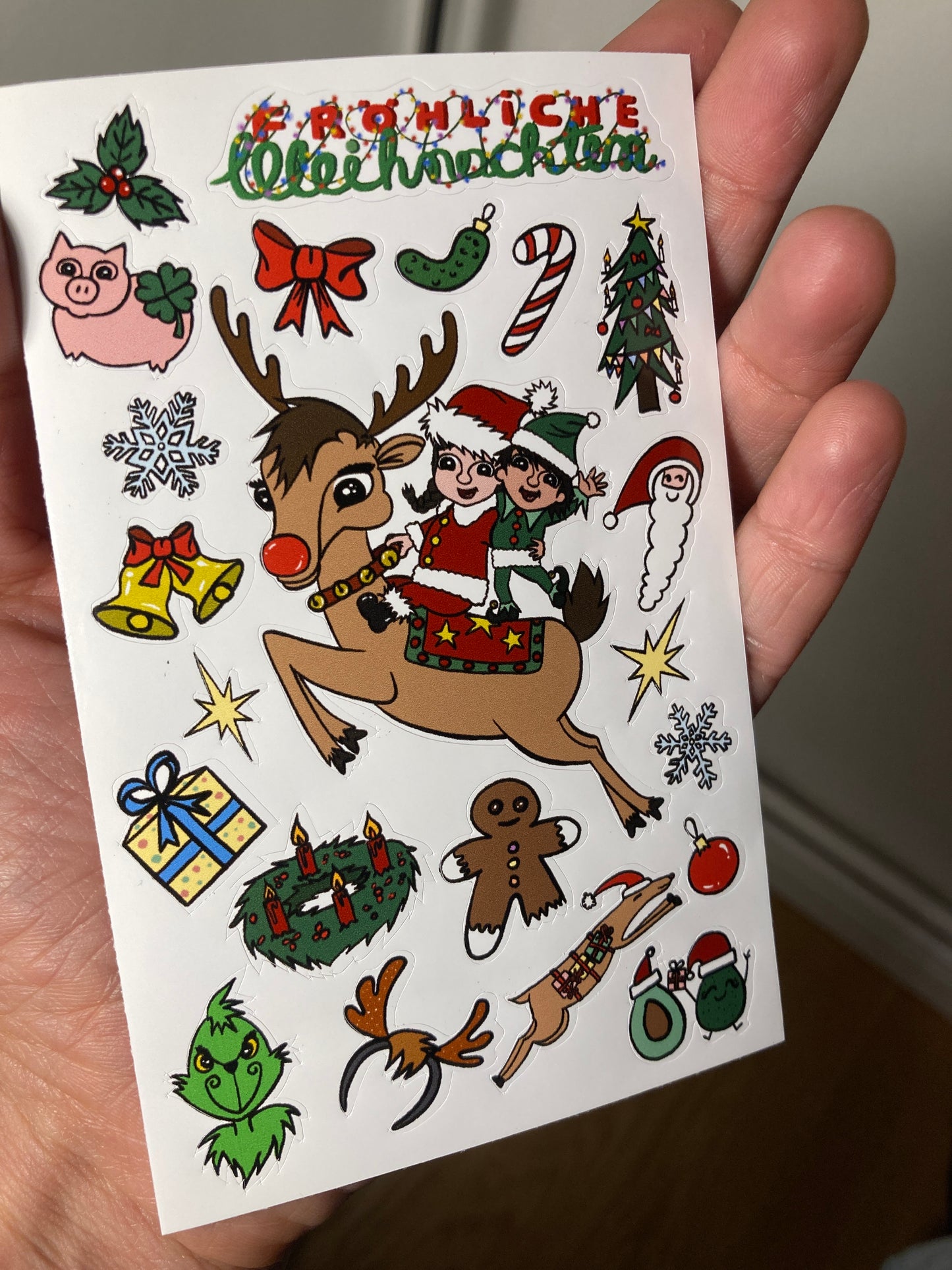 Fröhliche Weihnachten – Festliche Weihnachtssticker im Cartoon-Stil. Kostenloser Versand ab 6€
